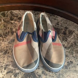 Burberry shoes